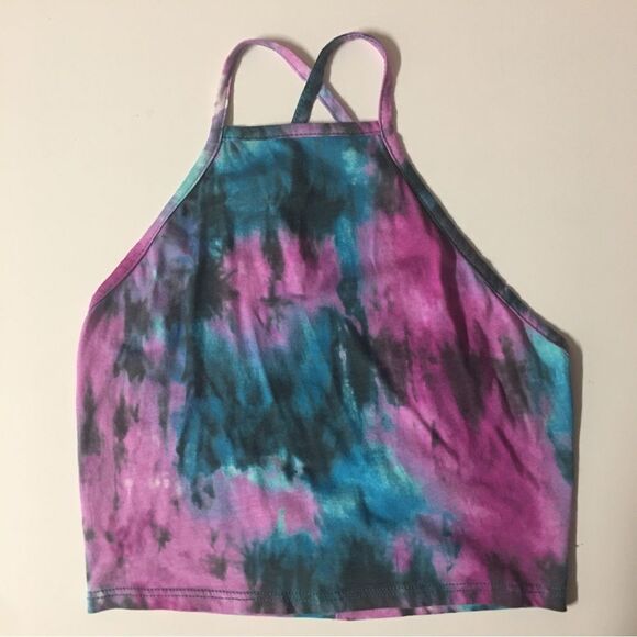 Charlotte Russe Pink & Turquoise Cloud Washed Crop Top Size M NWT - Picture 1 of 5